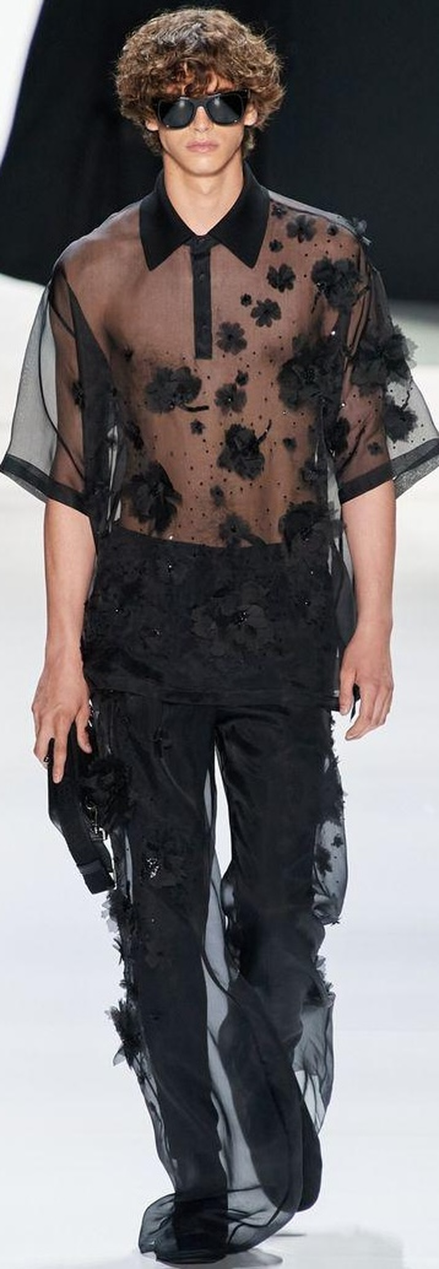 avoid-thin-material.jpg